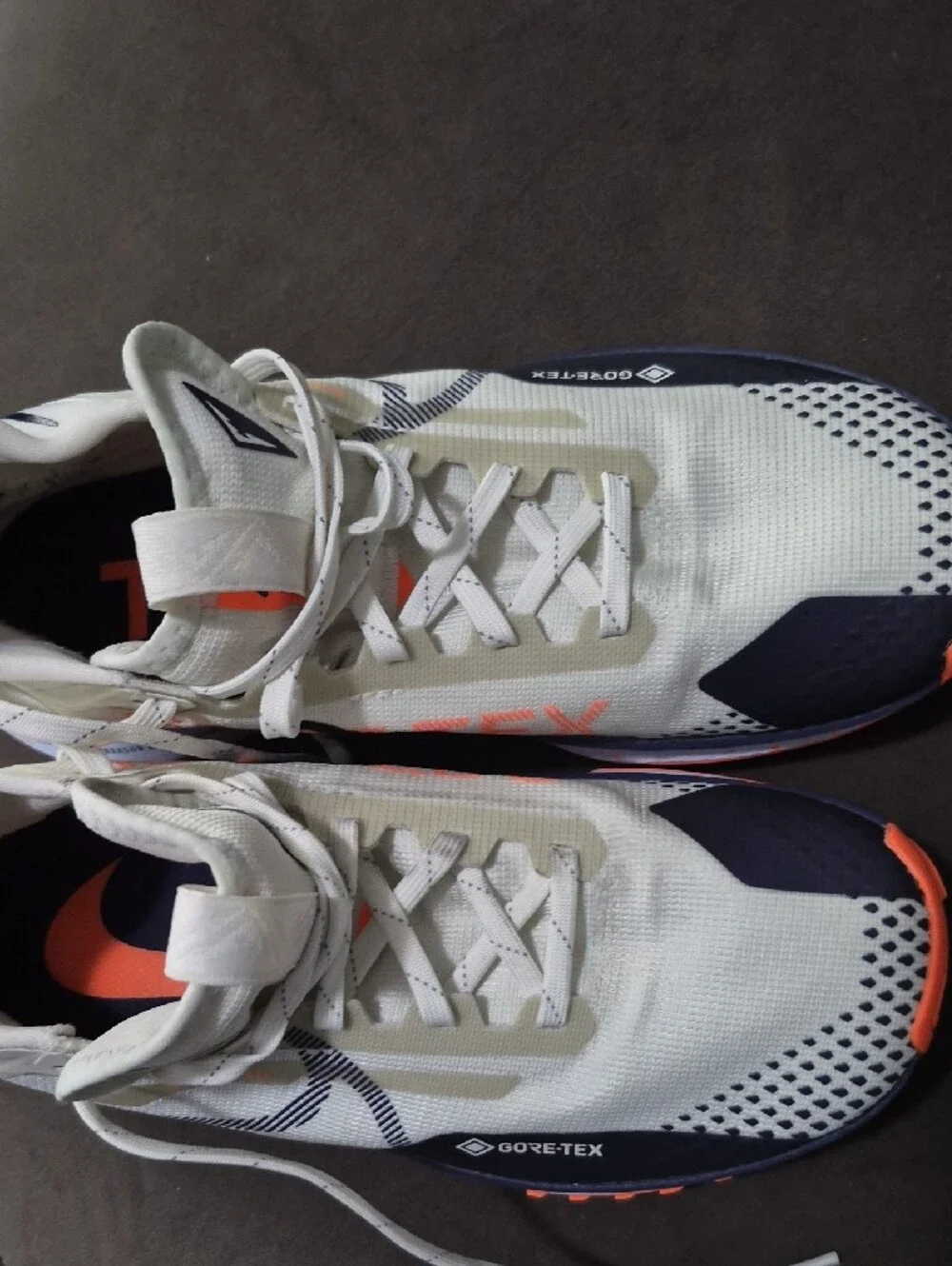 Nike Cream, Navy & Orange GORE-TEX Trail Running Sneakers